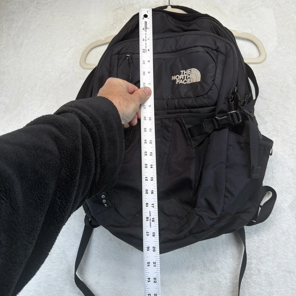 The North Face Recon Backpack Black Laptop Hiking Travel Daypack Outdoor TNF